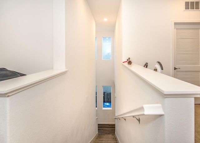 2270 Monte Cassino Ln, Sacramento, CA 95825