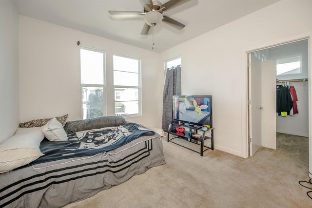 2270 Monte Cassino Ln, Sacramento, CA 95825