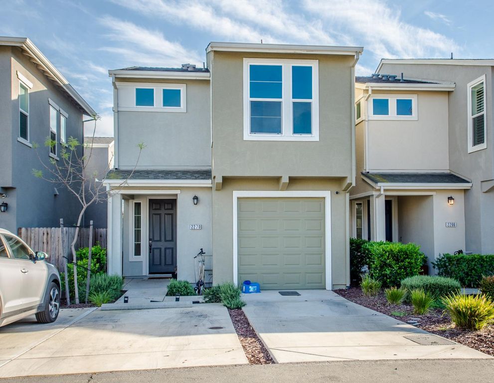 2270 Monte Cassino Ln, Sacramento, CA 95825
