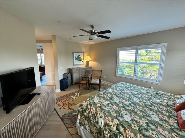 7740 34TH AVE W 202, Bradenton, FL 34209