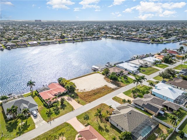 1128 SW 43rd ST, Cape Coral, FL 33914