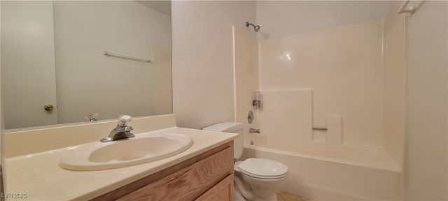 2216 Short Pine Drive, Las Vegas, NV 89108