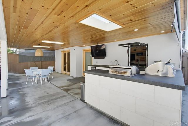 4590 Salem Place, Carlsbad, CA 92010