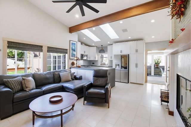 4590 Salem Place, Carlsbad, CA 92010