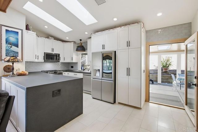 4590 Salem Place, Carlsbad, CA 92010