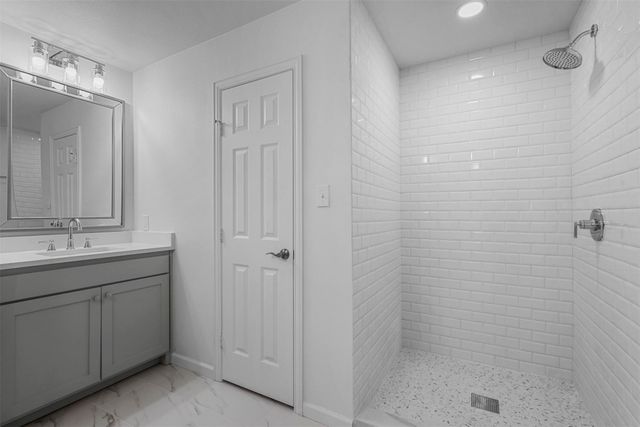 5832 Tracyne Drive, Westworth Village, TX 76114