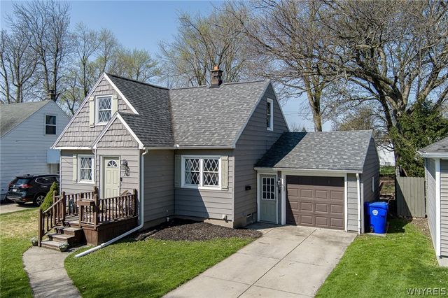 292 Kirkwood Drive, West Seneca, NY 14224