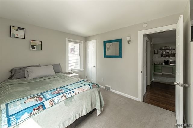 292 Kirkwood Drive, West Seneca, NY 14224