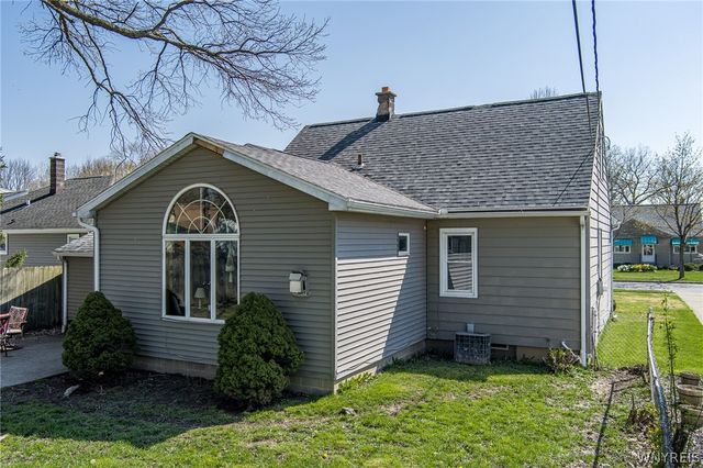 292 Kirkwood Drive, West Seneca, NY 14224