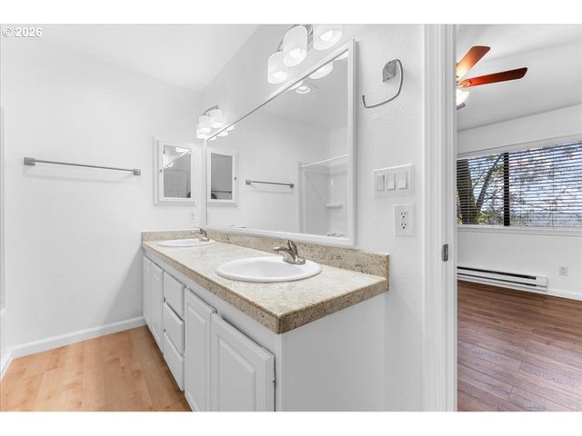 10160 Se Talbert St, Clackamas, OR 97015