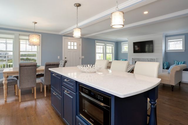 2 Worcester Ave, Bourne, MA 02553