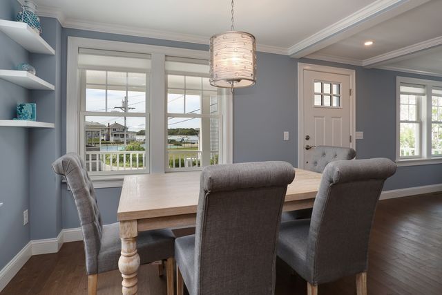 2 Worcester Ave, Bourne, MA 02553