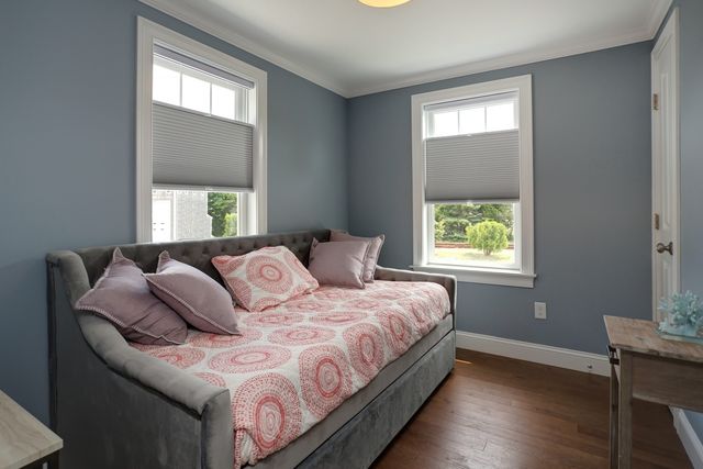 2 Worcester Ave, Bourne, MA 02553