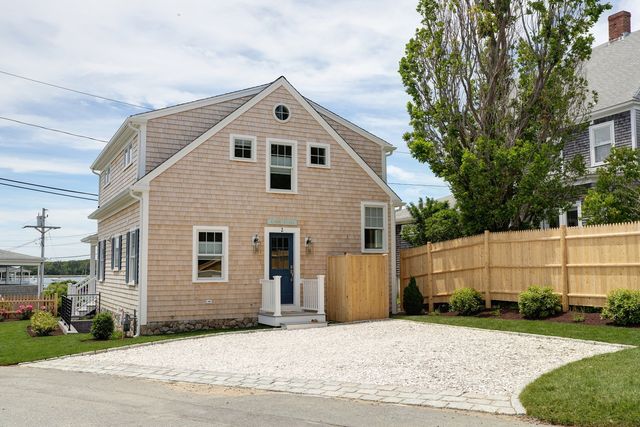 2 Worcester Ave, Bourne, MA 02553