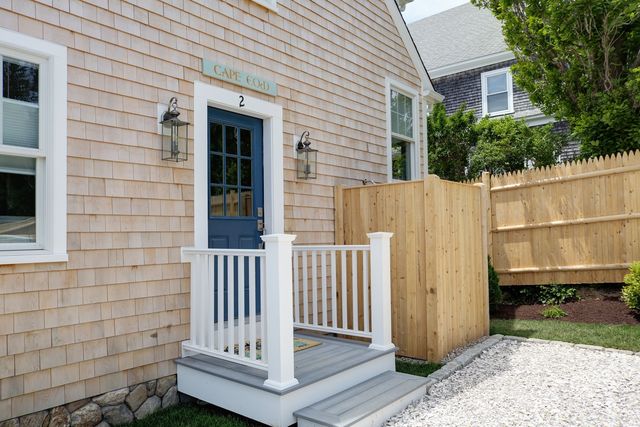 2 Worcester Ave, Bourne, MA 02553