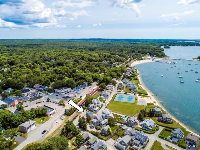 2 Worcester Ave, Bourne, MA 02553