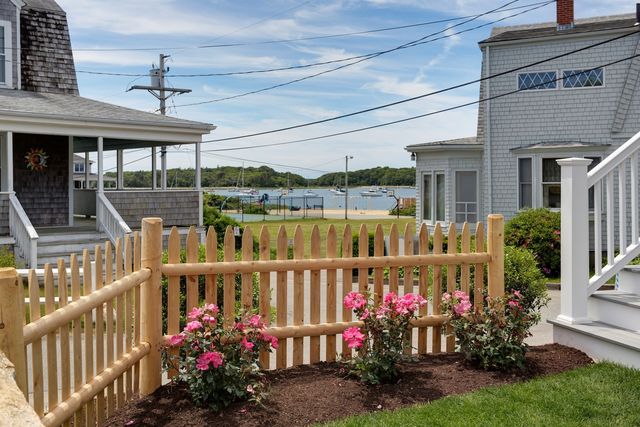 2 Worcester Ave, Bourne, MA 02553