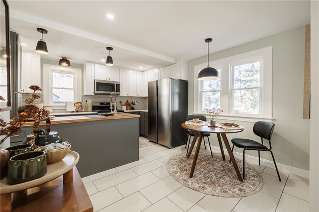 286 Spencer Road, Irondequoit, NY 14609