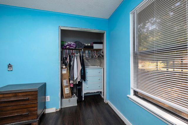 212 E Deanna Lane, Nixa, MO 65714