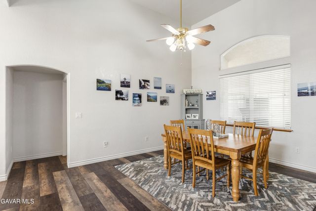 9612 Raymond Avenue, California City, CA 93505