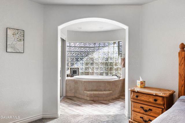 9612 Raymond Avenue, California City, CA 93505