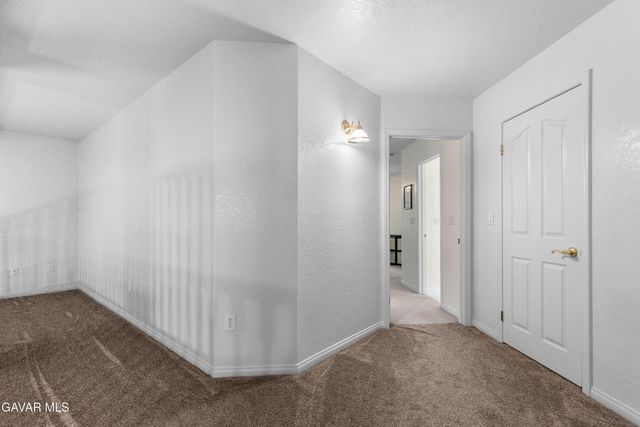 9612 Raymond Avenue, California City, CA 93505