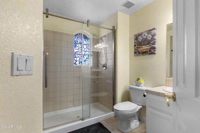 9612 Raymond Avenue, California City, CA 93505