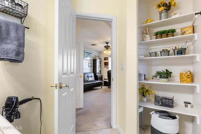 9612 Raymond Avenue, California City, CA 93505