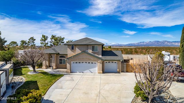 9612 Raymond Avenue, California City, CA 93505