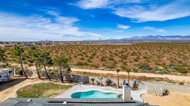 9612 Raymond Avenue, California City, CA 93505