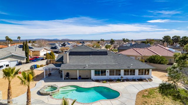 9612 Raymond Avenue, California City, CA 93505