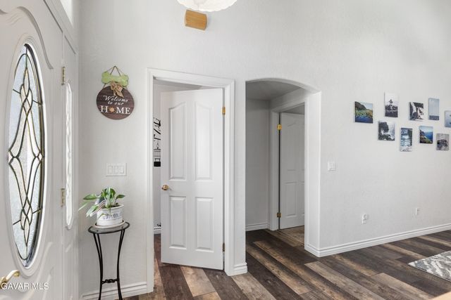 9612 Raymond Avenue, California City, CA 93505