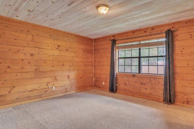 111 Oak Dr., Marshall, TX 75672