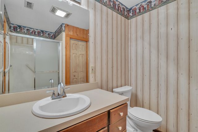 111 Oak Dr., Marshall, TX 75672