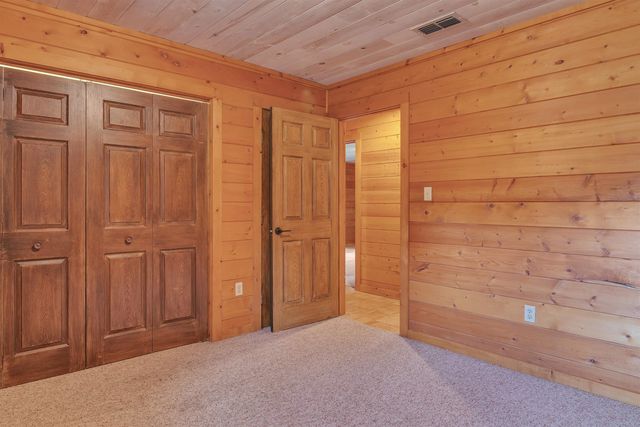 111 Oak Dr., Marshall, TX 75672