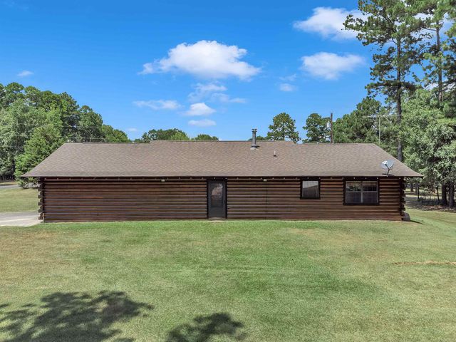 111 Oak Dr., Marshall, TX 75672