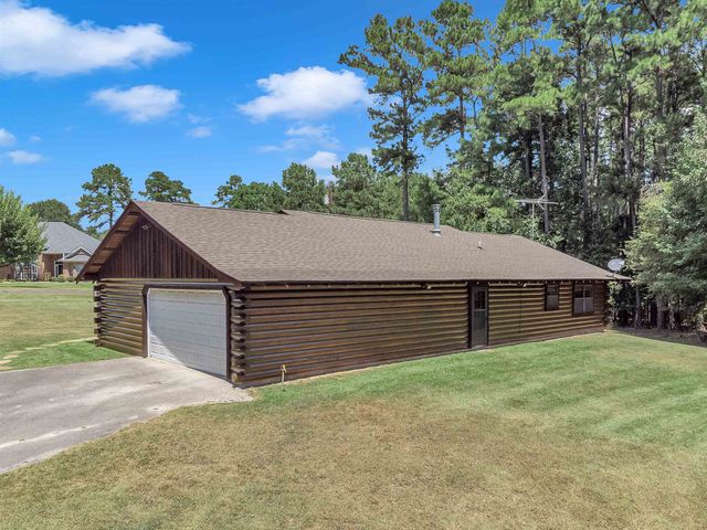 111 Oak Dr., Marshall, TX 75672