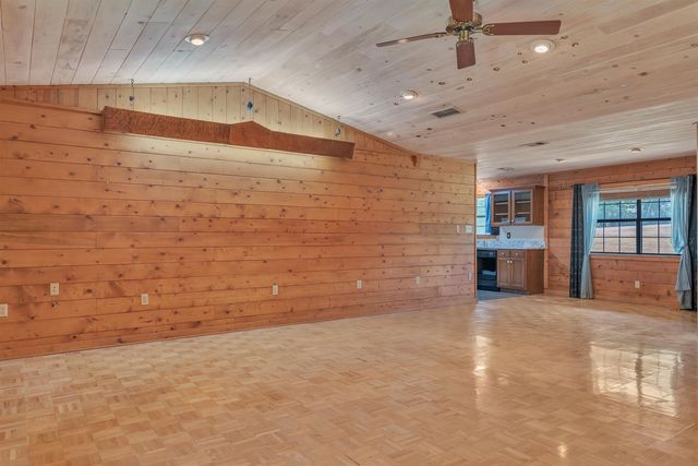 111 Oak Dr., Marshall, TX 75672