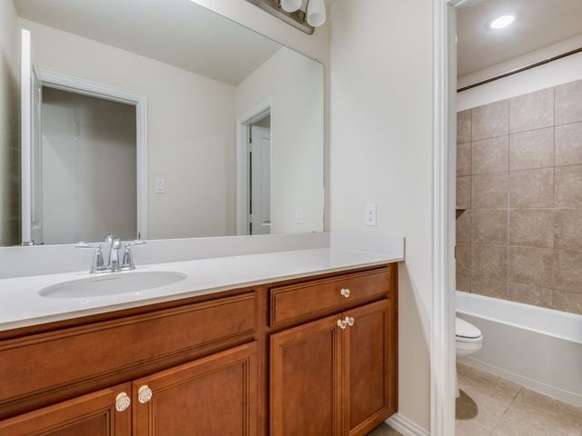 2353 Bella Court, Carrollton, TX 75010