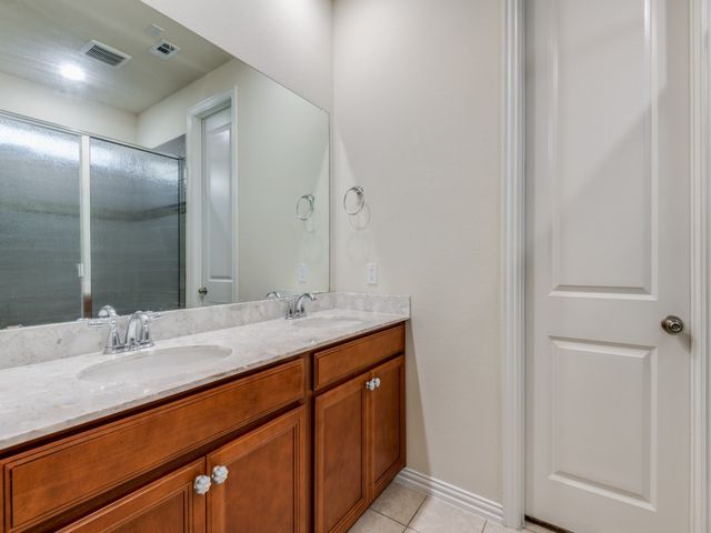 2353 Bella Court, Carrollton, TX 75010