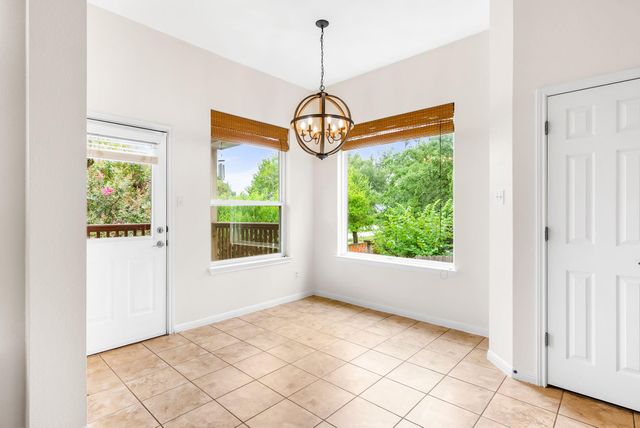 2705 Golden Gate PARK, Austin, TX 78732