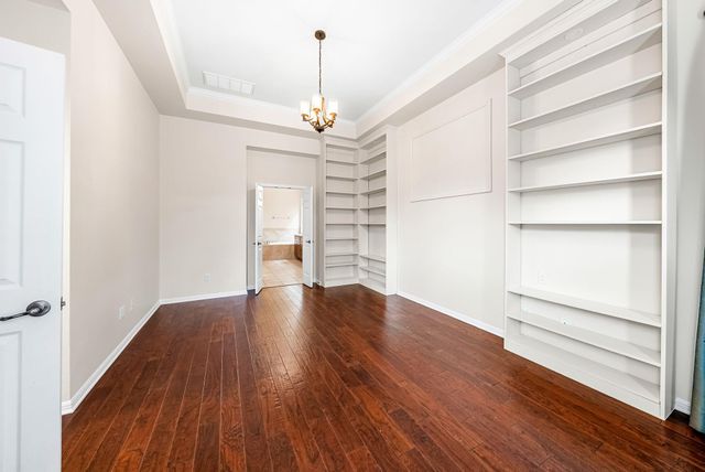 2705 Golden Gate PARK, Austin, TX 78732