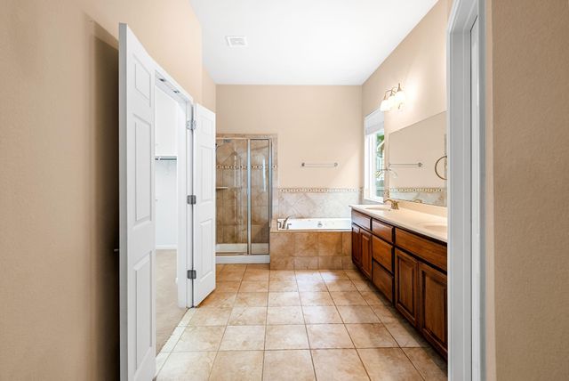 2705 Golden Gate PARK, Austin, TX 78732