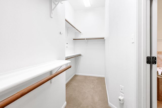 2705 Golden Gate PARK, Austin, TX 78732
