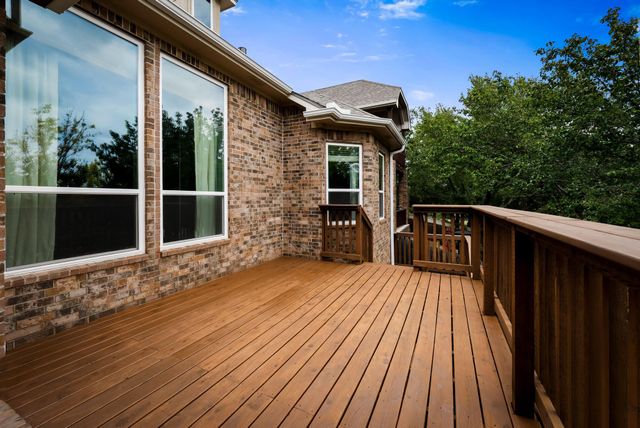 2705 Golden Gate PARK, Austin, TX 78732