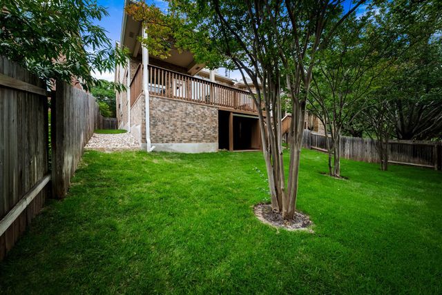 2705 Golden Gate PARK, Austin, TX 78732