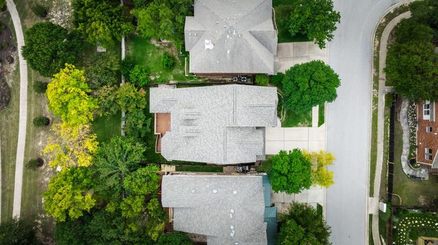 2705 Golden Gate PARK, Austin, TX 78732