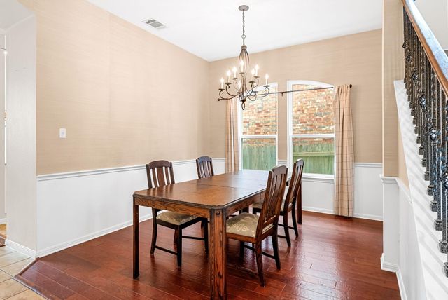 2705 Golden Gate PARK, Austin, TX 78732