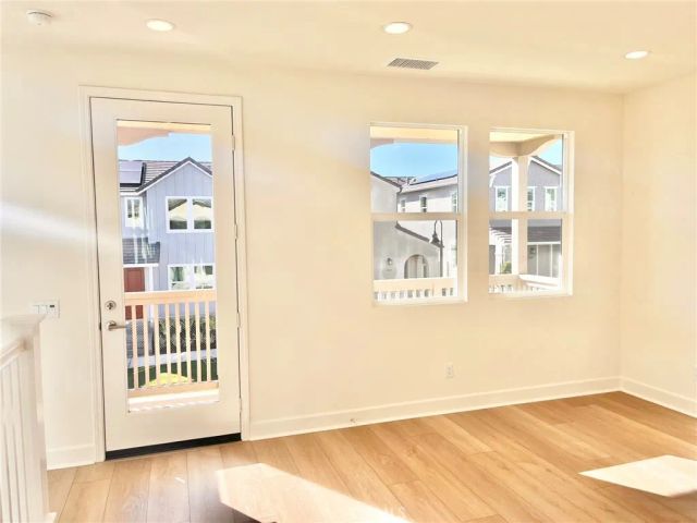 412 Belair Walk, Ventura, CA 93004