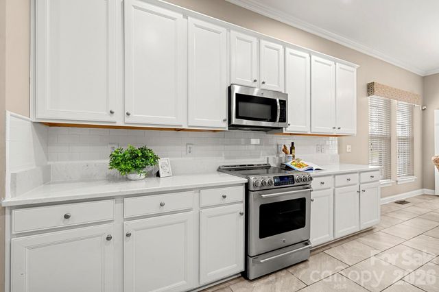 1416 Shade Tree Court, Matthews, NC 28104